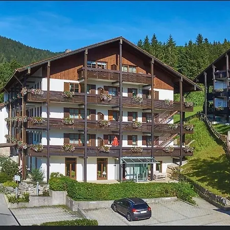 Bergblick Buchenhoehe * Berchtesgaden